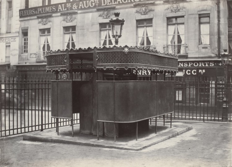 巴黎 19世纪 小便处