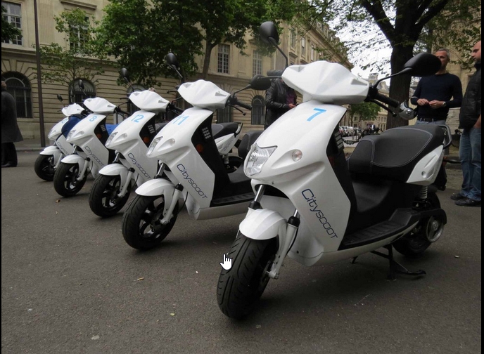 巴黎 电动摩托车共享