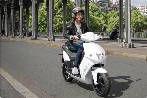 巴黎 电动摩托车共享